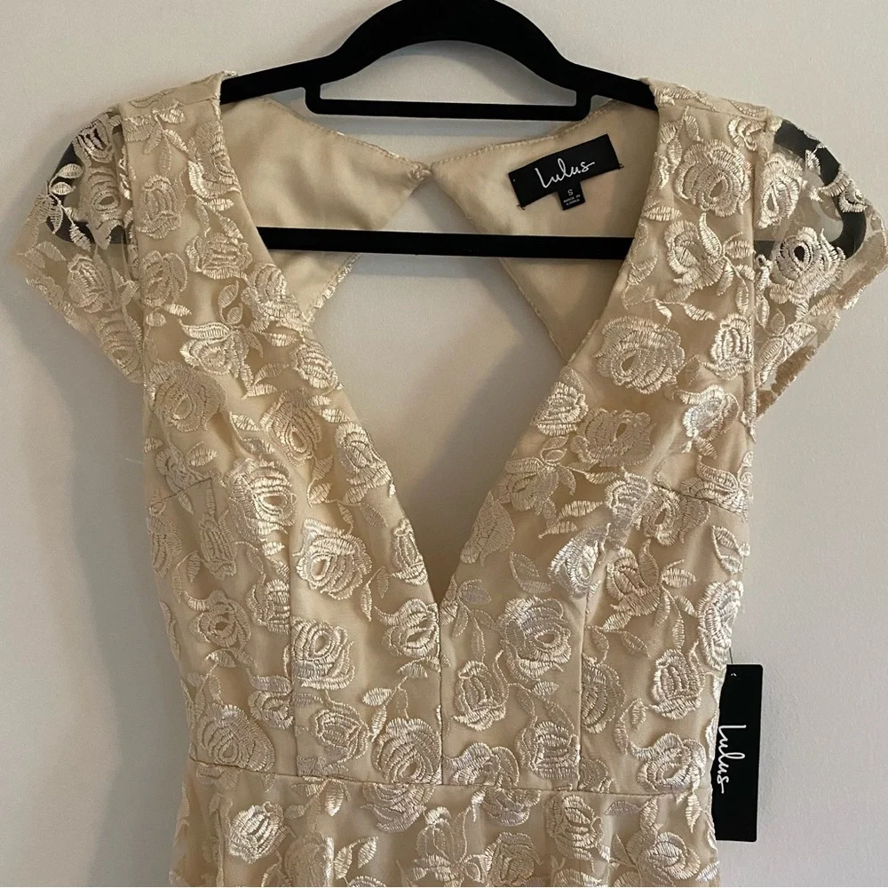 New Lulu's Jacqueline Champagne Floral Embroidered Backless Midi Dress Size S